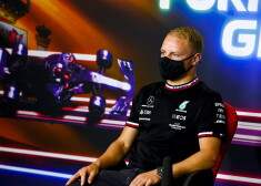Botass un Hamiltons ātrākie pirmajās divās Spānijas "Grand Prix" treniņu sesijās