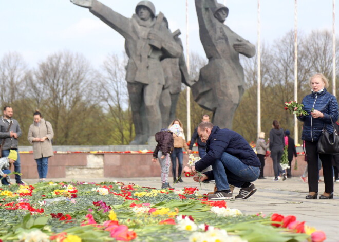 В случае большого скопления людей полиция 9 мая может закрыть доступ к памятнику в парке Победы