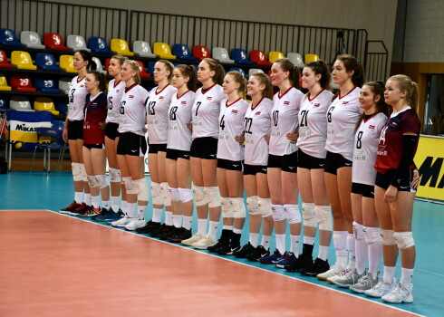 Latvijas sieviešu volejbola izlase Eiropas čempionāta kvalifikācijas pirmo apli noslēdz ar zaudējumu