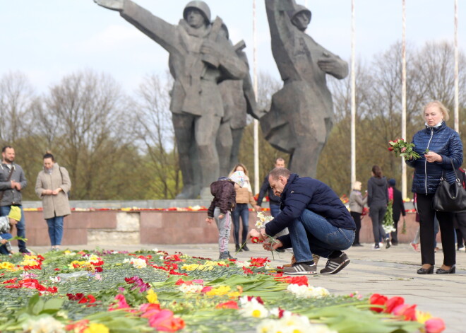 В случае большого скопления людей полиция может закрыть доступ к памятнику в парке Победы