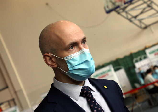 Павлютс: правительство должно быть готово к введению "концепции D+", более строгим Covid-19 ограничениям