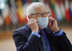 Bloka augstākais pārstāvis ārlietās Žuzeps Borels norādīja, ka nepieciešams neturpināt eskalāciju un ka ES jāizrāda apņēmīgs atbalsts Čehijai, taču tajā pašās laikā cenšoties nevairot spriedzi.