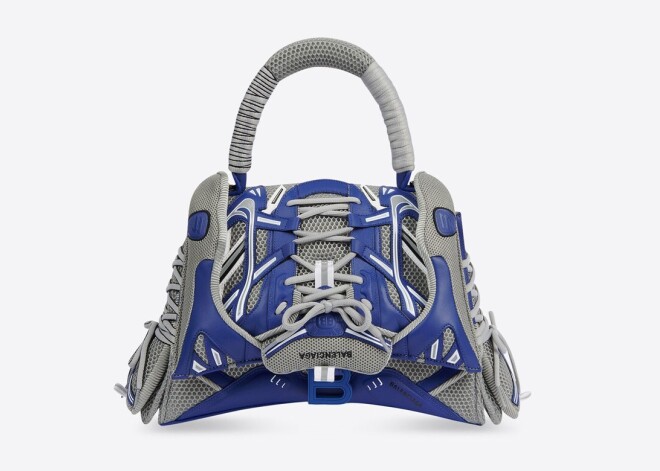 Balenciaga выпустил сумку из кроссовок. Его обвинили в воровстве
