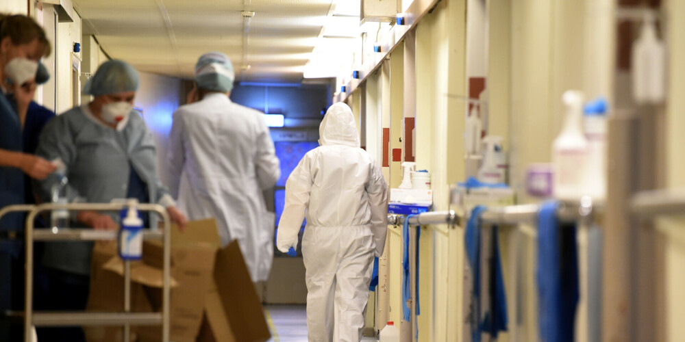 Количество пациентов с Covid-19 в больницах Латвии уменьшилось до 666 человек