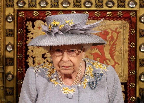 Kāda blamāža! Britu TV šovā kļūdas dēļ paziņo par karalienes nāvi