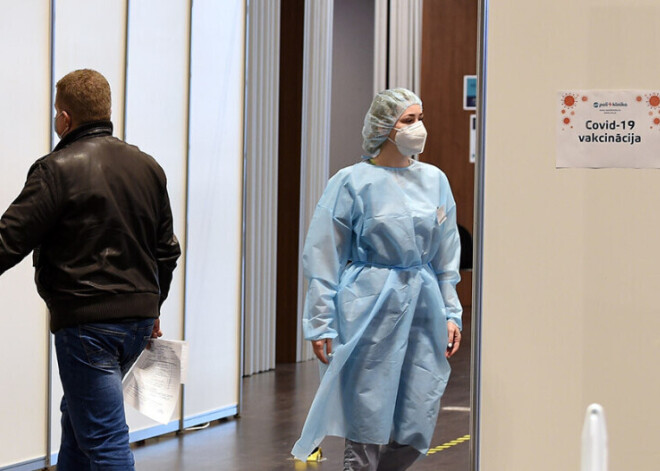 Вакцинацию от Covid-19 завершили более 100 000 латвийцев