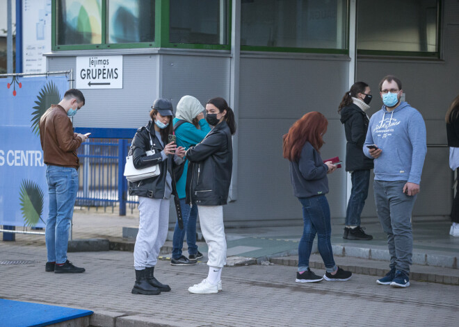 Covid-19 Lietuvā un Igaunijā: jaunākie dati par sasirgušajiem un mirušajiem