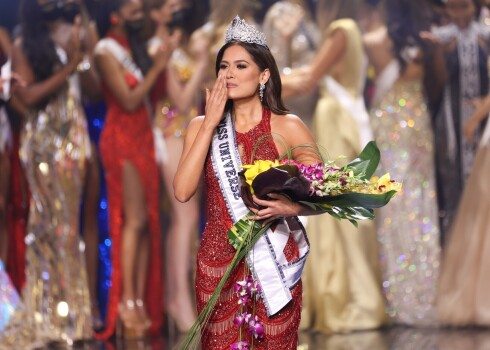 ФОТО: новой "Мисс Вселенная" стала 26-летняя айтишница из Мексики