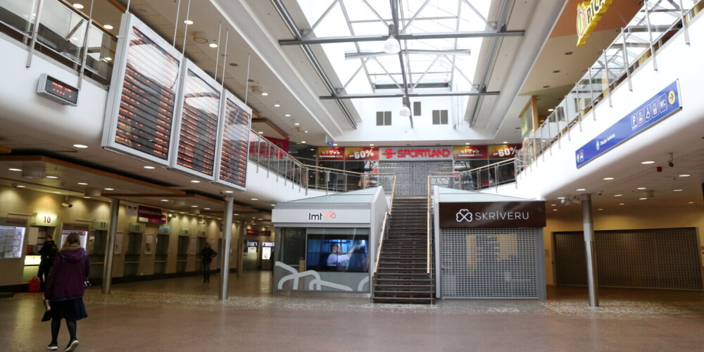 В торговых центрах Латвии смогут работать магазины с отдельным внешним входом
