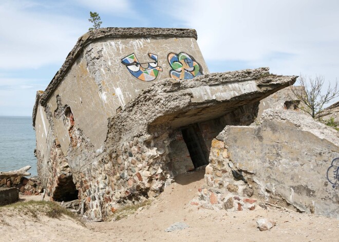 FOTOPASTAIGA pa leģendārajiem Liepājas Karostas Ziemeļu fortiem - izbūvi, ko reiz atzina par stratēģisku kļūdu