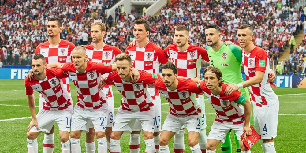 Horvātijas futbola izlase ir nacionālā futbola komanda, kas pārstāv Horvātiju starptautiskās futbola sacensībās. Horvātijas futbola izlasi pārvalda Horvātijas Futbola federācija. Pēc Dienvidslāvijas sadalīšanās Horvātijas izlase savu pirmo spēli aizvadīja 1990. gada 17. oktobrī pret ASV. Lielākais Horvātijas izlases panākums ir 2. vieta 2018. gada FIFA Pasaules kausā, kur finālā tā piekāpās Francijas izlasei. 1998. gada pasaules čempionātā Horvātija izcīnīja 3. vietu. No visām bijušās Dienvidslāvijas valstīm vislielākie panākumi ir tieši Horvātijas izlasei.