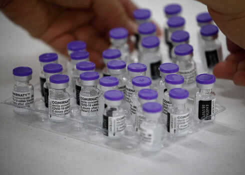 Serbija plāno ziedot Čehijai 100 000 Covid-19 vakcīnas devu