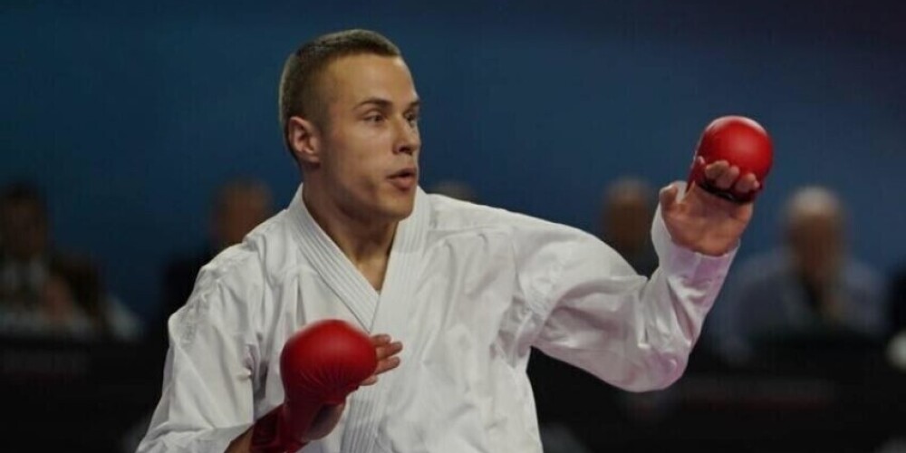 Karatists Kalniņš izcīna sudraba medaļu Eiropas čempionātā