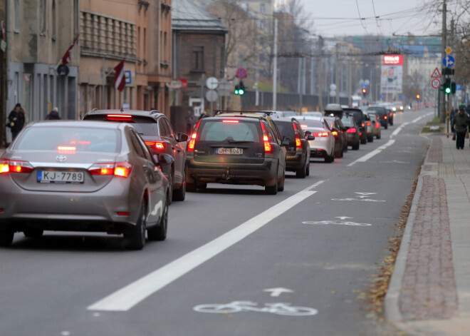 Šovasar Rīgā plāno izveidot pagaidu velojoslas piecos maršrutos