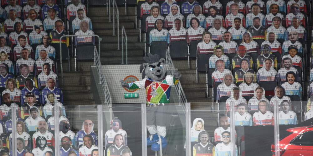 Skatītāji hokeja čempionāta tribīnēs: Pavļuts drošs, ka valdība ieklausīsies Saeimas pozīcijā