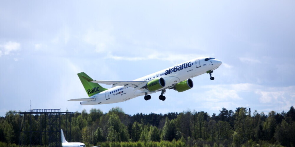 airBaltic перенаправляет полеты, чтобы не летать над Беларусью