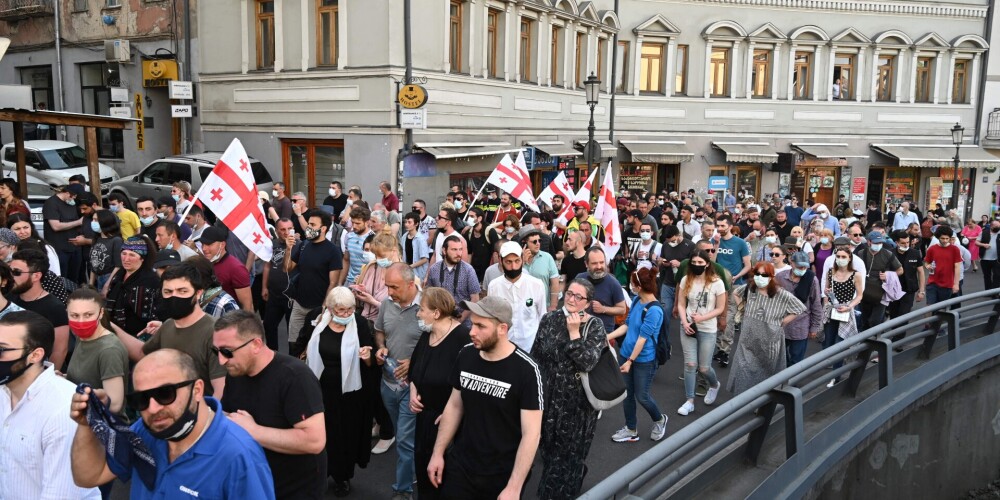 Gruzijā 2000 cilvēku protestē pret hidroelektrostaciju būvniecību