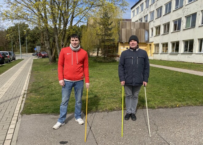 Vai baltais spieķis jānomaina pret dzelteno? Liepājas Universitāte veic pētījumu par krāsas atbilstību