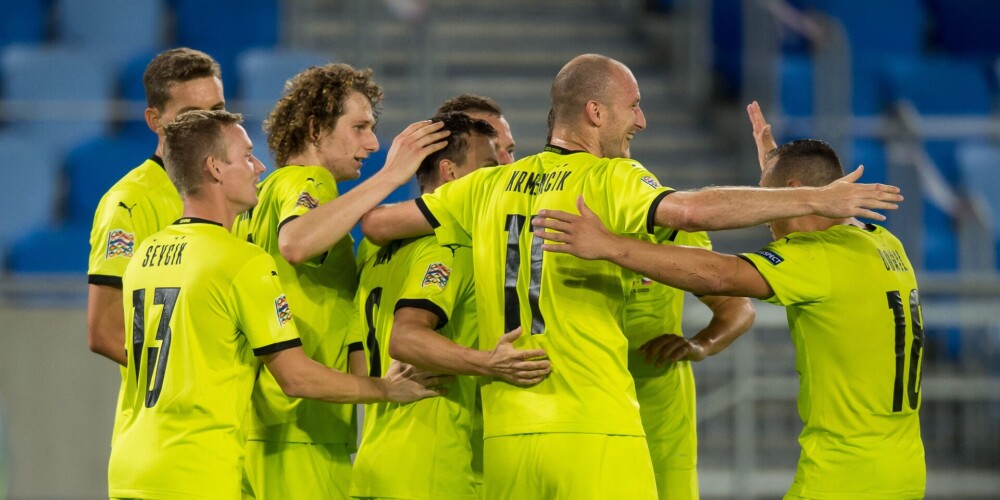 Čehijas futbola izlase ir nacionālā futbola komanda, kas pārstāv Čehijas valsti starptautiskās futbola sacensībās. Čehijas futbola izlasi pārvalda Čehijas Futbola asociācija.Pirms 1. Pasaules kara Bohēmijas izlase (mūsdienās Čehijas), būdama Austroungārijas sastāvā aizvadīja 7 spēles. Vēlāk, kad Čehija bija Čehoslovākijas daļa, Čehoslovākijas izlase divreiz ieņēma 2. vietu pasaules čempionātos (1934. un 1962. gadā), kā arī uzvarēja Eiropas čempionātā 1976. gadā. Pēc Čehoslovākijas sadalīšanās, Čehija izlase savu pirmo spēli aizvadīja 1994. gadā pret Turciju. Čehijas izlases lielākie panākumi ir 2. vieta 1996. gadā, kā arī pusfināls 2004. gadā.