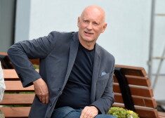 Jaunā Rīgas teātra mākslinieciskais vadītājs Alvis Hermanis kārtējo reizi visus šokējis ar savu politnekorekto runu.