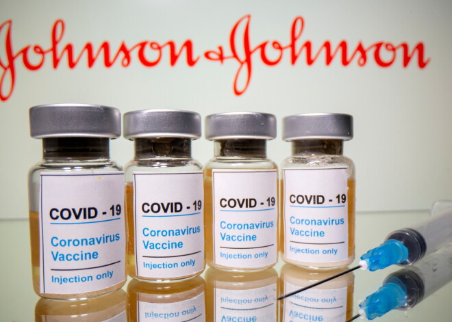 Pēc nāves gadījuma Beļģijā ar "Johnson & Johnson" nepotēs cilvēkus, kas jaunāki par 41 gadu