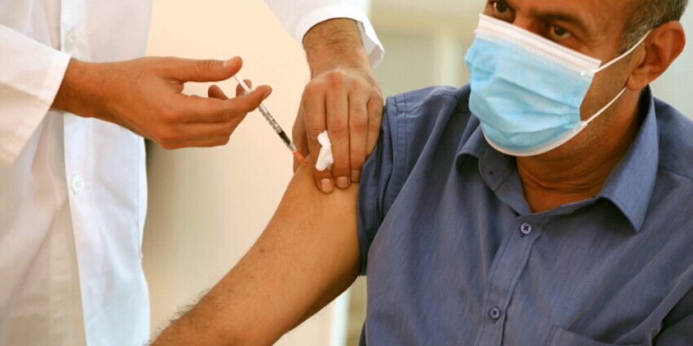 Минздрав предлагает вакцинированным и переболевшим с июня разрешить посещать публичные мероприятия