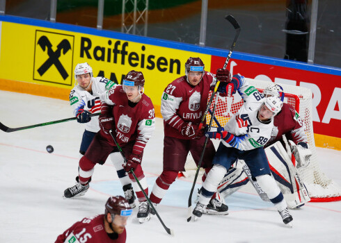 Latvijas hokejisti piedzīvo otro zaudējumu čempionātā, piekāpjoties ASV ar rezultātu 2:4