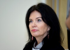 Labklājības ministre Ramona Petraviča.