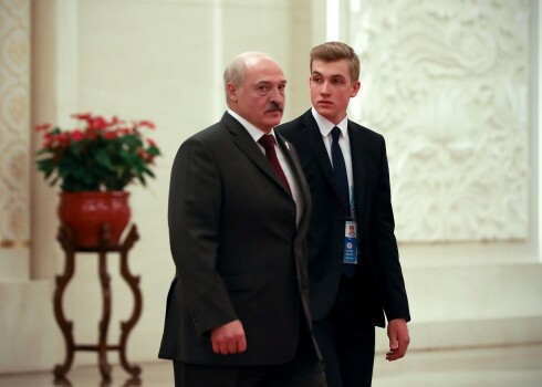 "Такой смышленый парень!": может ли сын Лукашенко, которому пока 16, стать президентом Беларуси?
