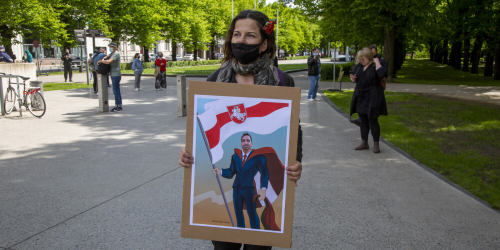 В Риге прошел пикет солидарности с Беларусью