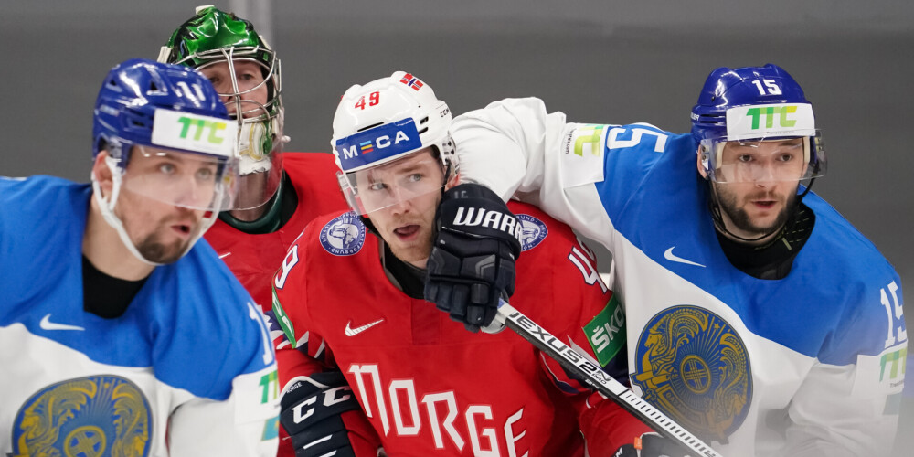 ЧМ по хоккею: Казахстан уступил Норвегии и не смог гарантировать себе попадание в плей-офф