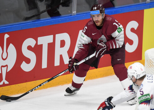 "Viņi spēlē vēl fiziskāk nekā amerikāņi vai kanādieši!" Ko Latvijas izlases hokejisti sagaida no Vācijas izšķirošajā spēlē