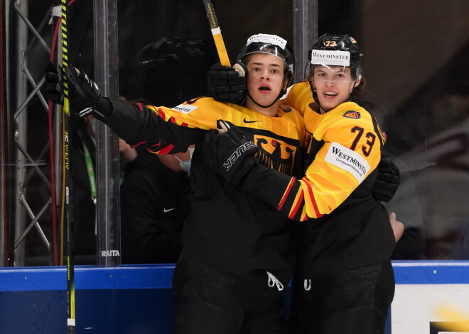 "Ждём от них тортик!": немцы шутят над канадцами, которые чуть не поседели от страха на ЧМ по хоккею!