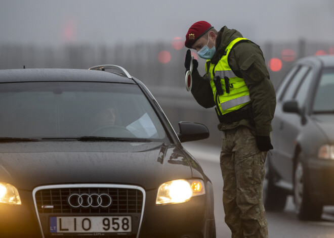 Lietuva apsver iespēju Baltkrievijas robežas apsargāšanā iesaistīt armiju