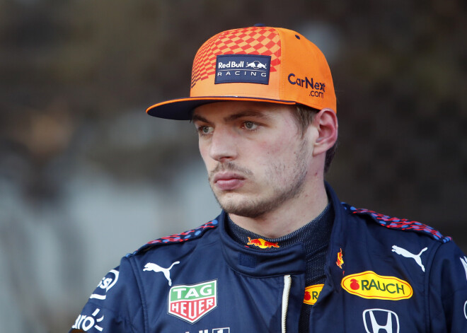 Verstapens piecus apļus pirms finiša izstājas no līderpozīcijas, Baku uzvarot Peresam