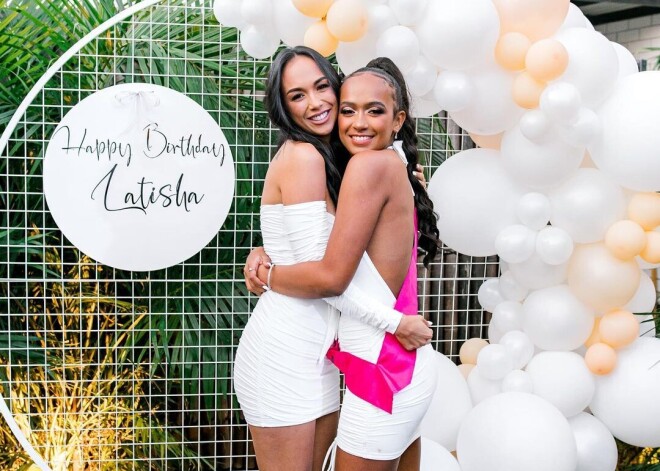 Мама отпраздновала день рождения с 18-летней дочерью, угадайте - кто из них кто