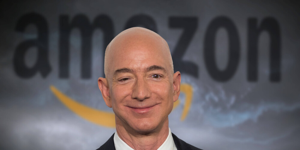 "Amazon" dibinātājs Bezoss lidos kosmosā