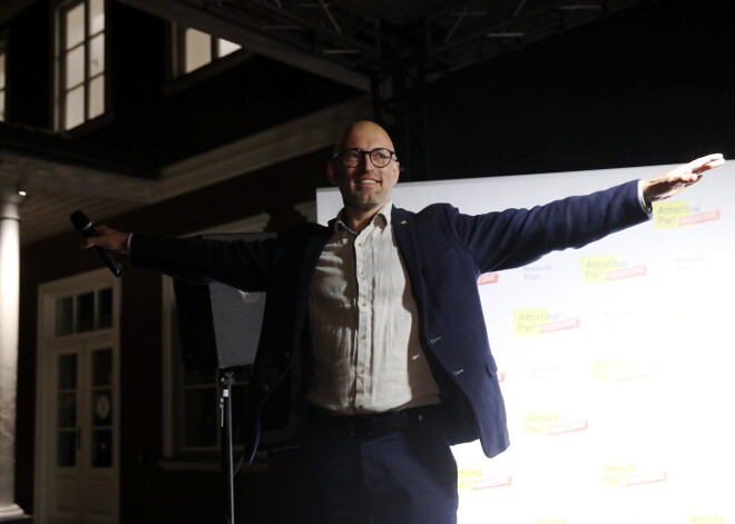 Павлютс: "Вакцины AstraZeneca могут быть проданы или отданы другим странам"