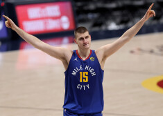 Par NBA sezonas vērtīgāko spēlētāju atzīts serbu centrs Nikola Jokičs