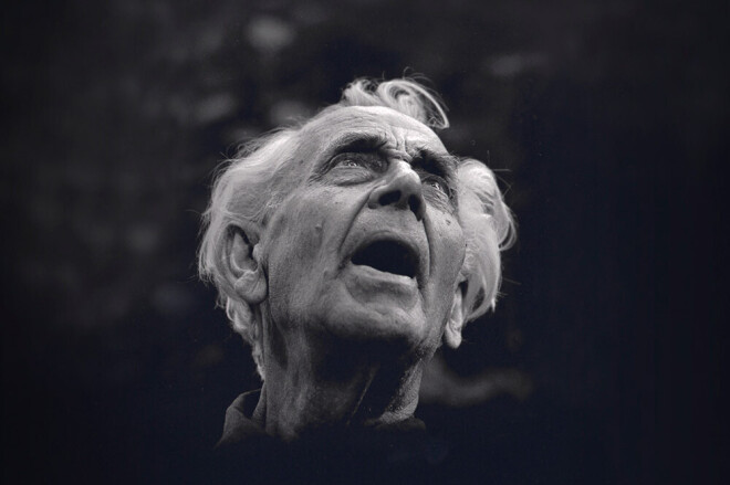 Māras Zālītes ideju drāmas "Smiļģis" izrāde ir Latvijas valsts simtgades programmas notikums.