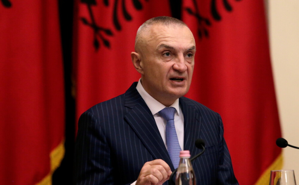 Albānijas parlaments nobalso par prezidenta atcelšanu