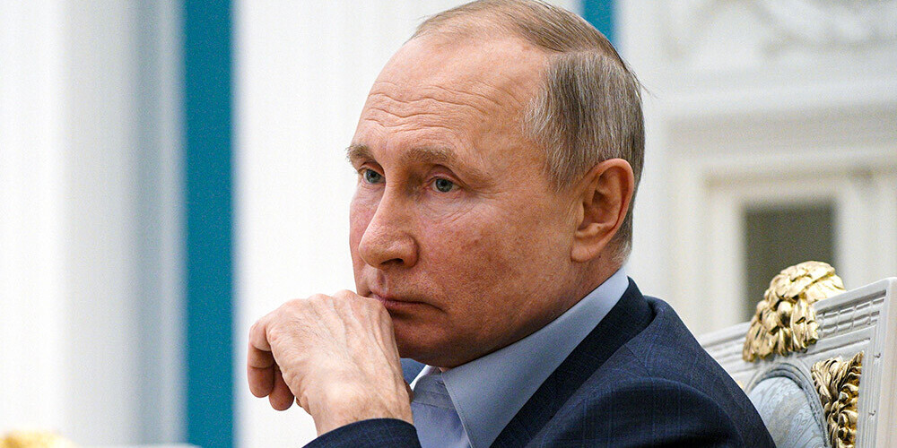 Putins atklāj, ko domā par Baidenu un salīdzina viņu ar Trampu