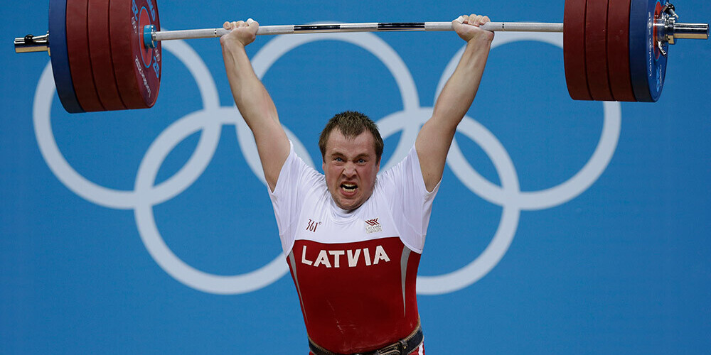 Olimpiskajās spēlēs Latviju pārstāvēs svarcēlāji Plēsnieks un Suharevs