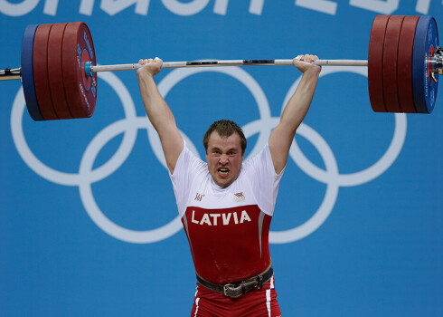 Artūrs Plēsnieks Tokijā startēs svara kategorijā līdz 109 kilogramiem.