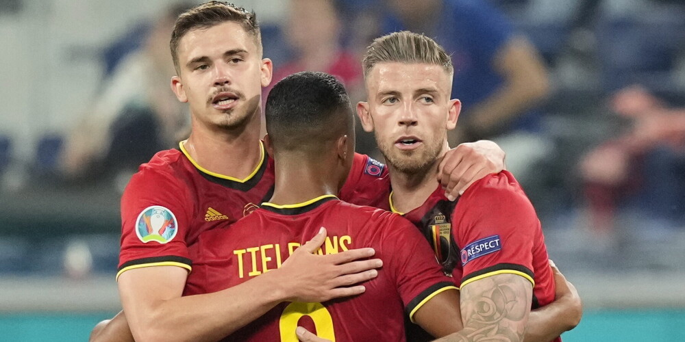 Beļģijas futbolisti Eiropas čempionāta finālturnīru sāk ar pārliecinošu uzvaru Sanktpēterburgā