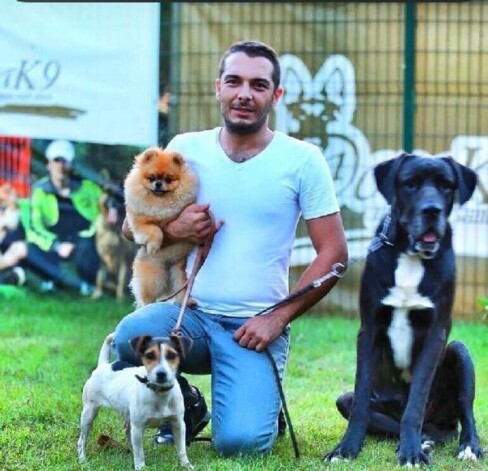Парень украинки Бурак Эрджан занимался дрессировкой собак состоятельных турок