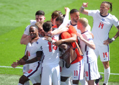 Stērlinga vārtu guvums ļauj Anglijas futbolistiem minimāli uzvarēt Horvātiju