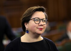 Par Labklājības ministrijas parlamentāro sekretāri kļuvusi Saeimas deputāte Zālīte-Grosa