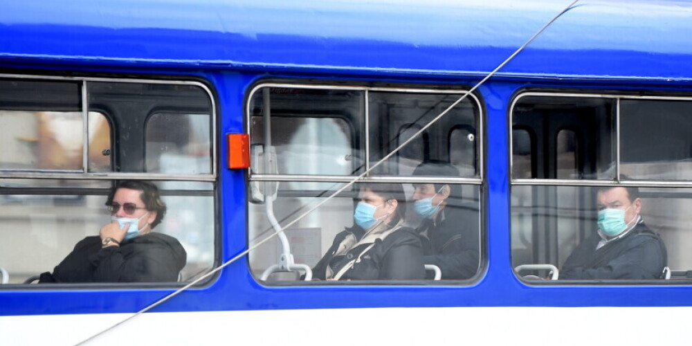 Максимальное количество пассажиров в общественном транспорте увеличено с 50% до 65%