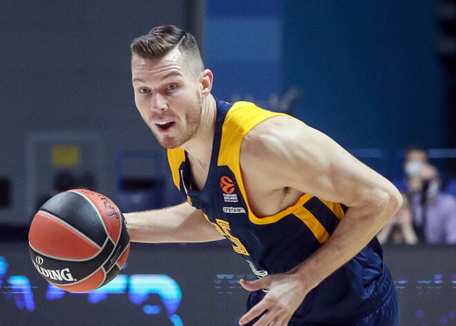 Bertāns: "Situācija ar "Himki" beidzot ir atrisināta"